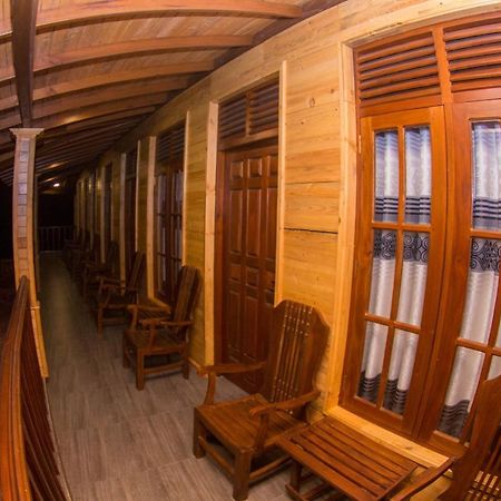 Tea Breeze Motel Nallathanniya ภายนอก รูปภาพ